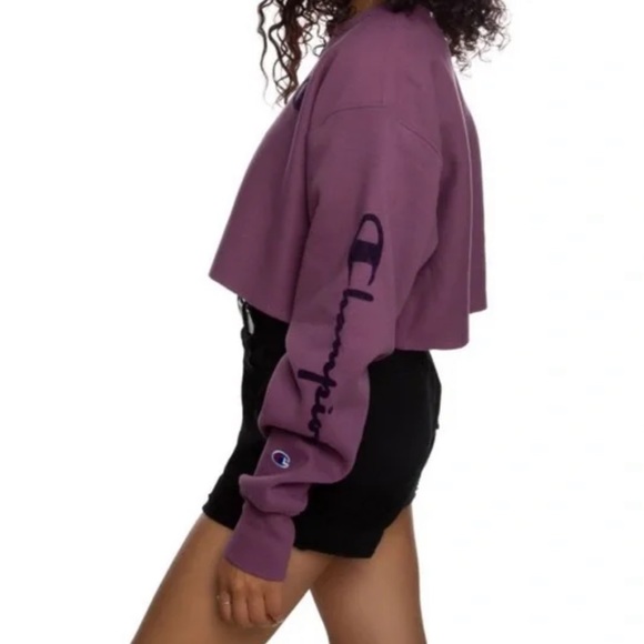 Champion Plum Fleece Reverse Weave C Logo Crop Crewneck Drop Shoulder Sweatshirt - Picture 4 of 16
